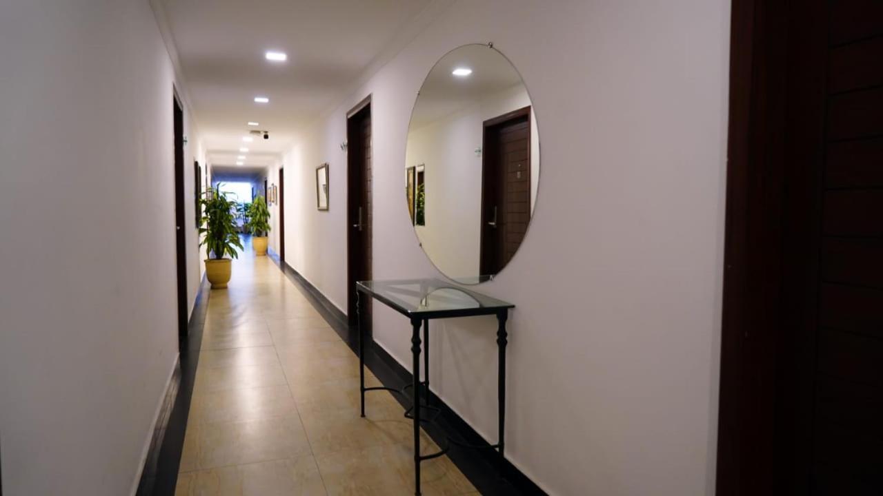 Hotel Oban Лахор Экстерьер фото